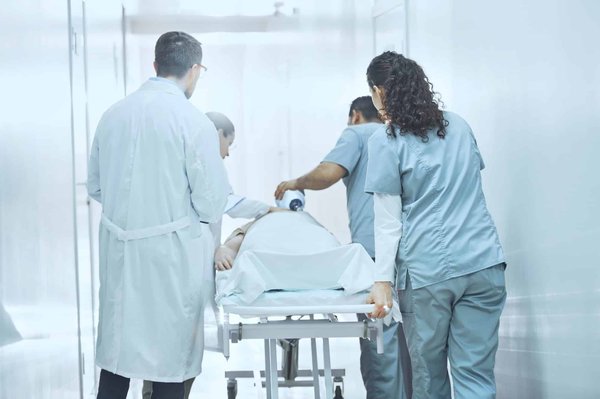 Urgence médicale à Bordeaux : achetez les médicaments en pharmacie